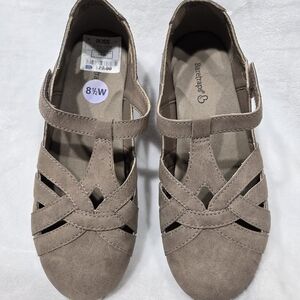 Beartraps Women's Tan Shoes Sz 8.5